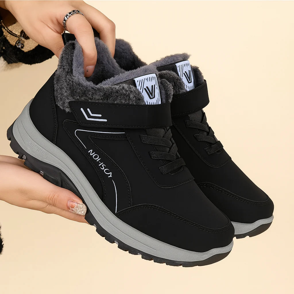 NordStepp™ – Warm, Non-Slip Winter Hiking Boots