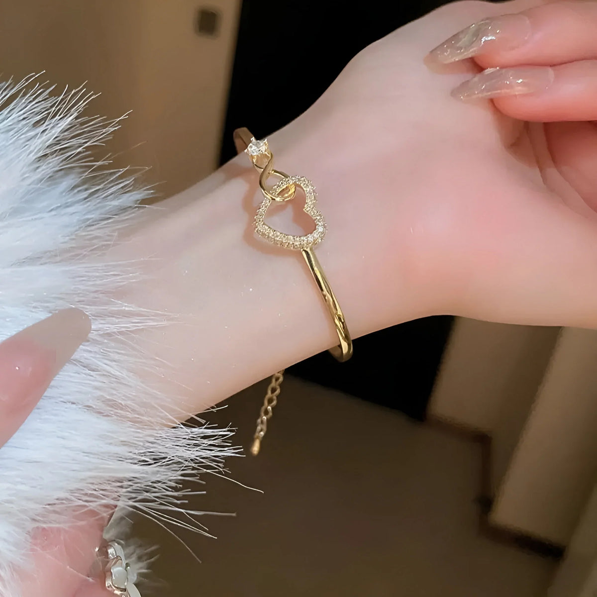 LuminaBond™ — Wear the Love That Never Fades and Connects Hearts Forever