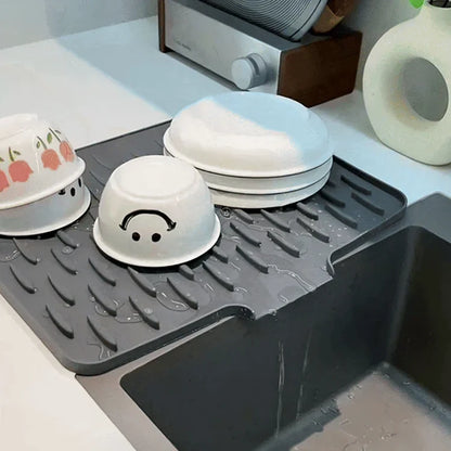 DripDock Draining Rack for the Kitchen Countertop