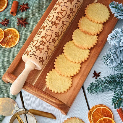 Patterned Rolling Pin with Christmas Cookie Cutters