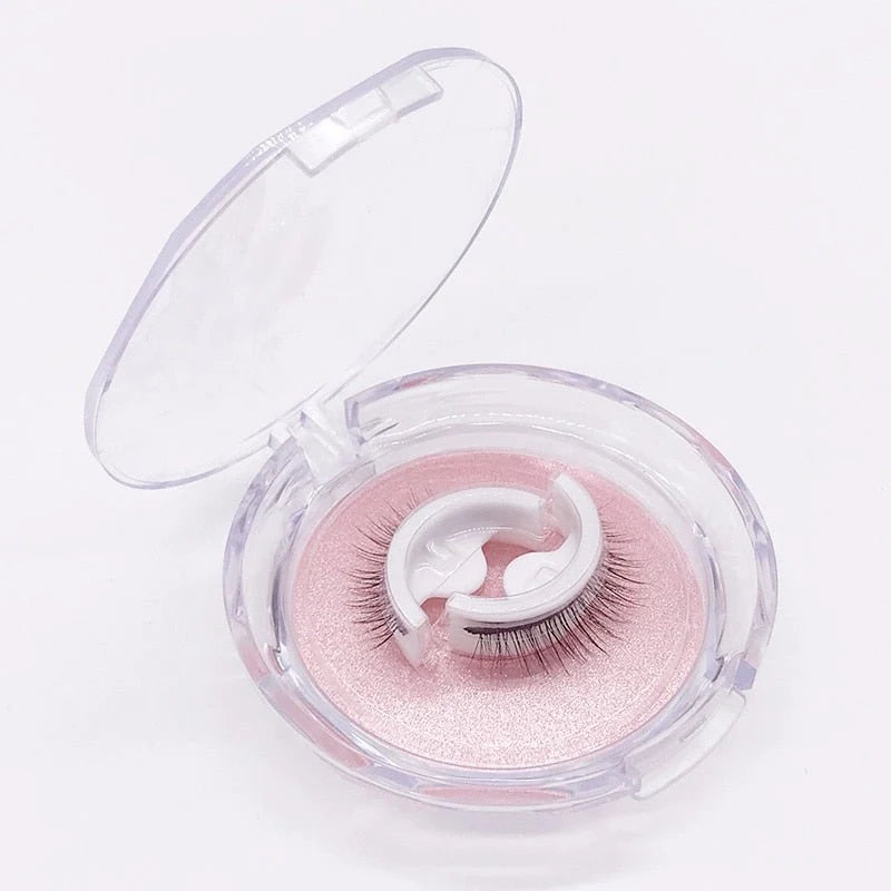 VivaLuxe™ — Lightning-fast radiant, natural lashes for your irresistible moment