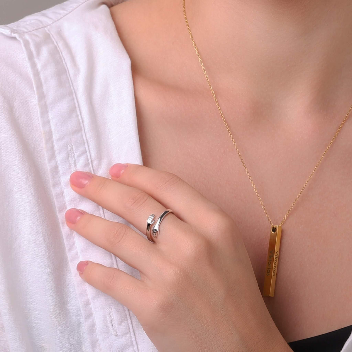 EmbraceRing – Love Keepsake with Hug