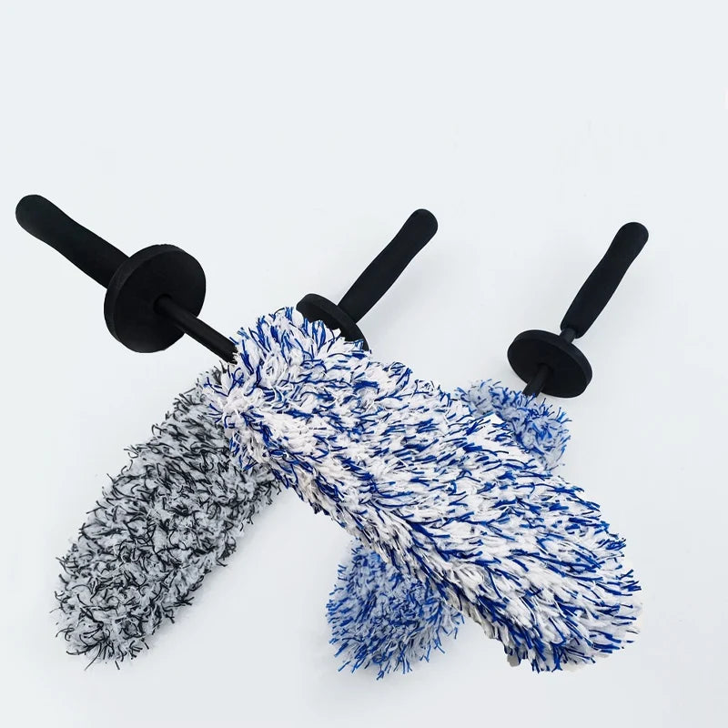WheelGlow microfiber rim brush scratch-free