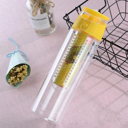 AquaFruit Drinking Bottle with Fruit Infuser 700 ml