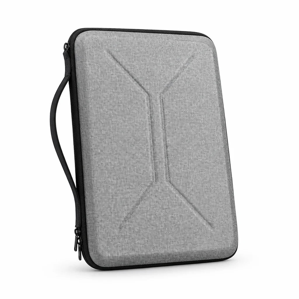 Water-resistant, padded tablet case with zipper (13.3 inch / 33 cm)