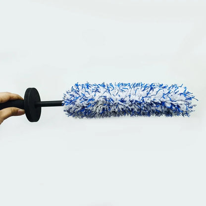 WheelGlow microfiber rim brush scratch-free