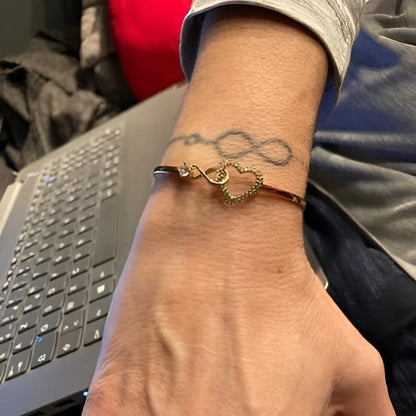 LuminaBond™ — Wear the Love That Never Fades and Connects Hearts Forever