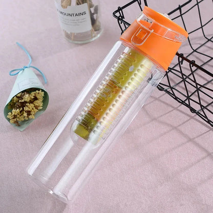 AquaFruit Drinking Bottle with Fruit Infuser 700 ml