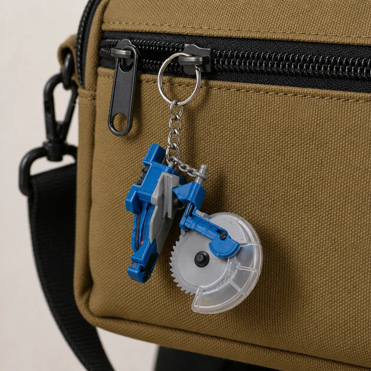 BladePulse™ Decorative Keychain – Compact, Stylish, and Always With You