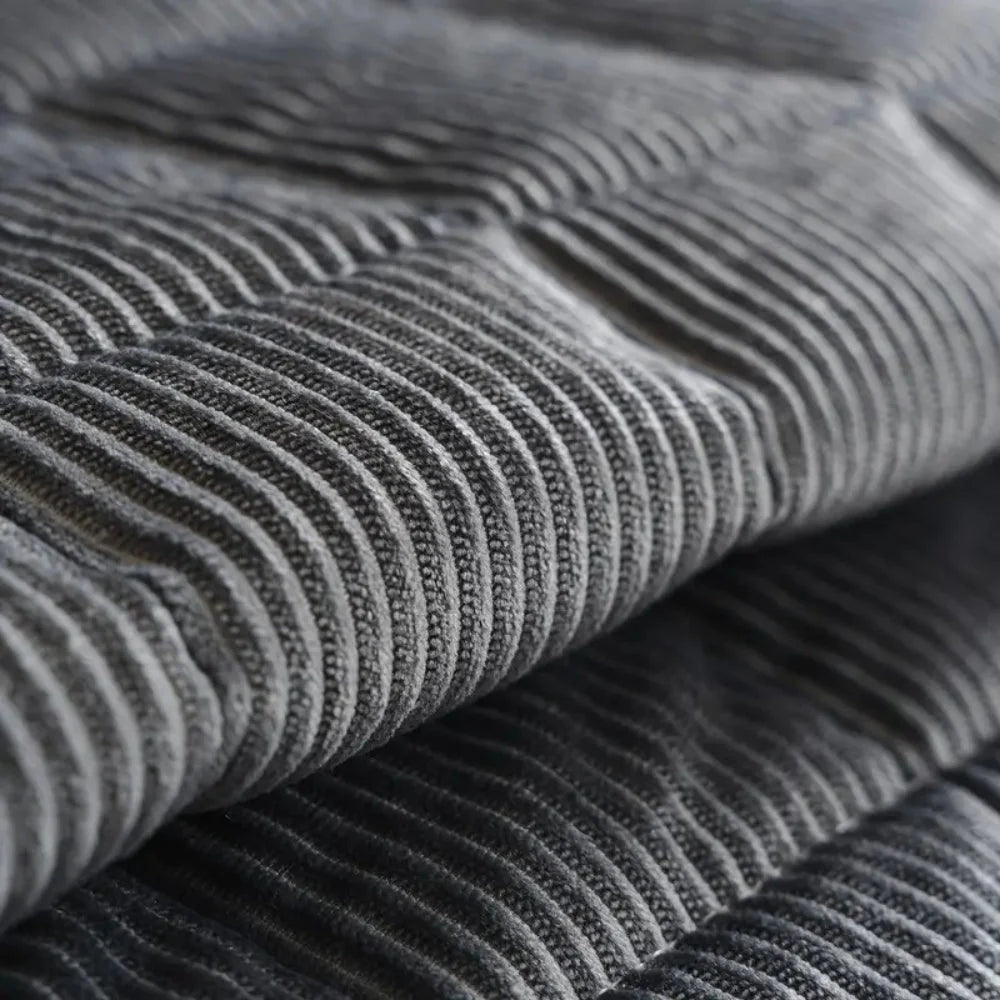 LuxeShield™ Quilted Mat — Transform Your Sofa into a Flawless Oasis of Protection and Cozy Comfort