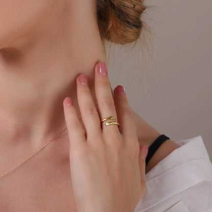EmbraceRing – Love Keepsake with Hug