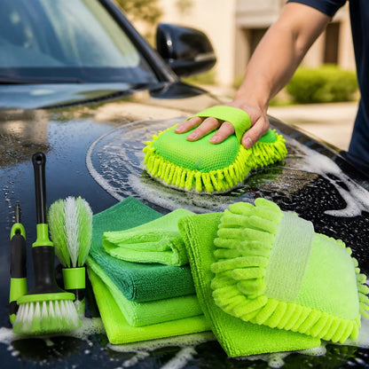 Scratch-free, paint-friendly microfiber car wash set (sponge, towels & gloves)