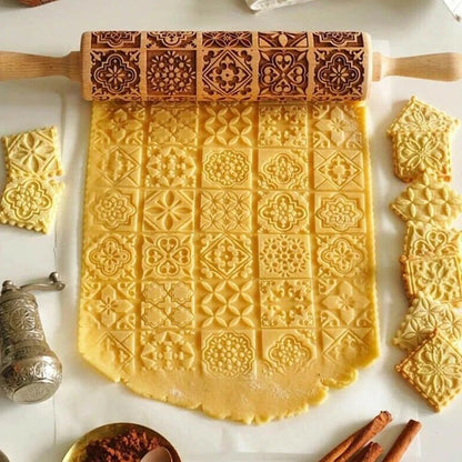 Patterned Rolling Pin with Christmas Cookie Cutters