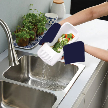 Microwave Pasta Cooker with Integrated Strainer Lid