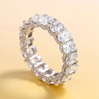 Glitzara™ — Transform Your Hand into a Stunning Eye-Catcher Full of Radiant Elegance