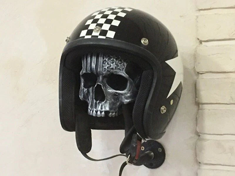 SkullGuard™ — Attract all eyes with a fearless, rock-solid helmet display
